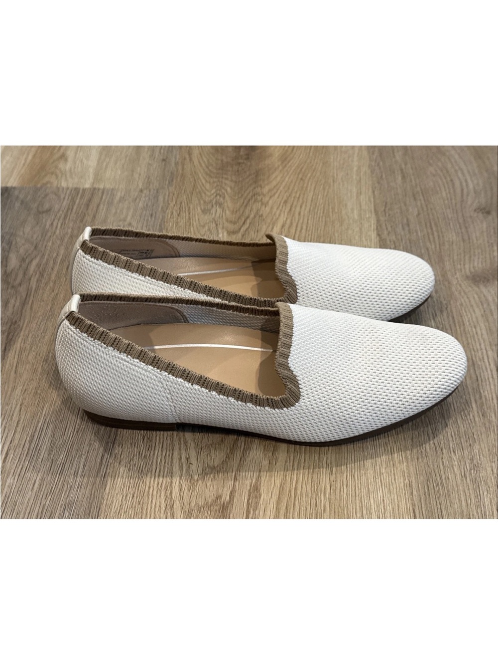 Vionic Womens Willa Knit Loafers Cream/Camel Trim Comfort Old Money Size 7 EUC - Picture 4 of 13